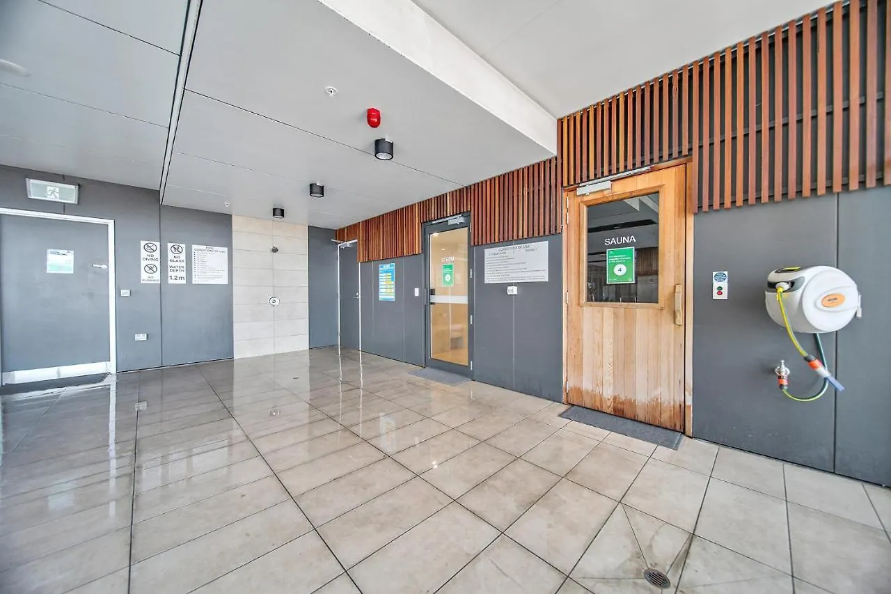 Contemporary 3Br Paradise On Franklin Street Adelaide