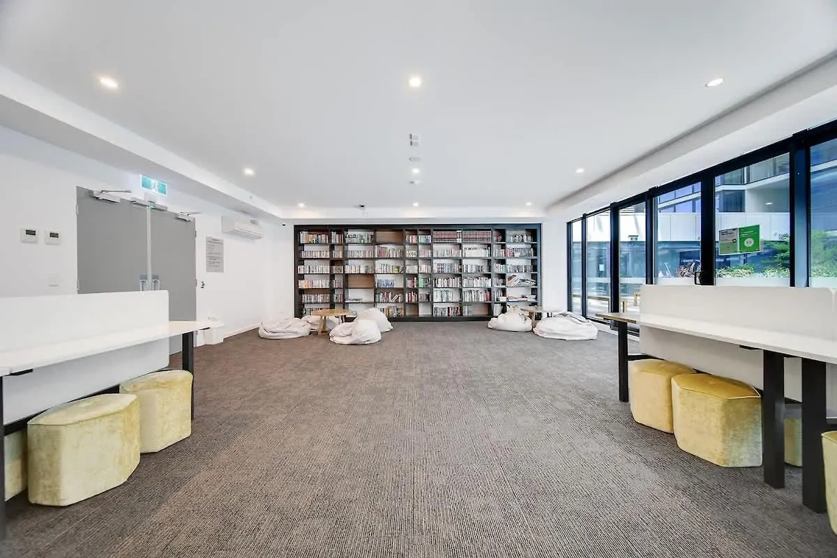 Contemporary 3Br Paradise On Franklin Street Adelaide
